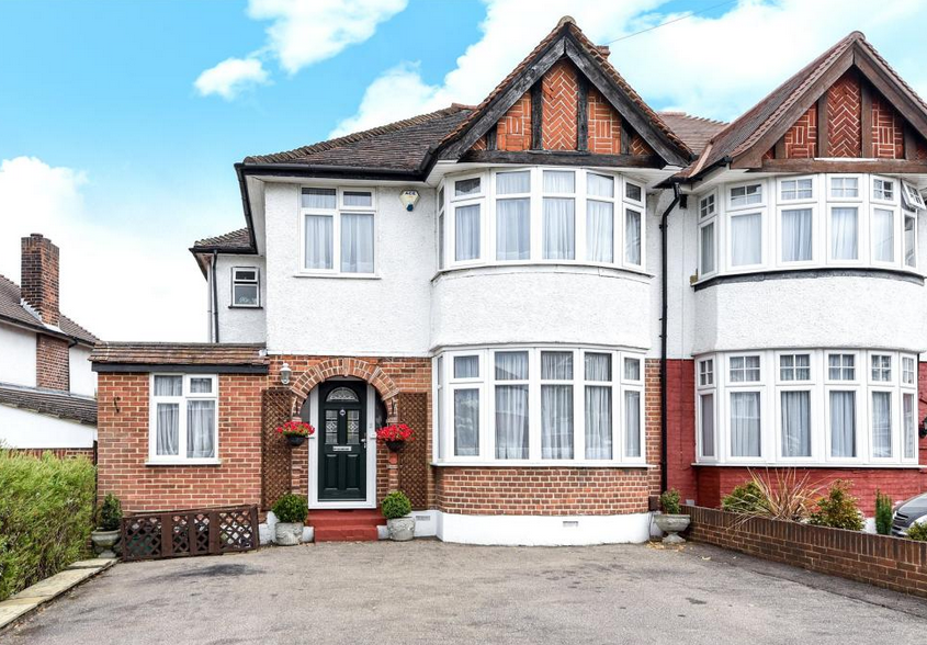 Charming homes for sale in Chislehurst